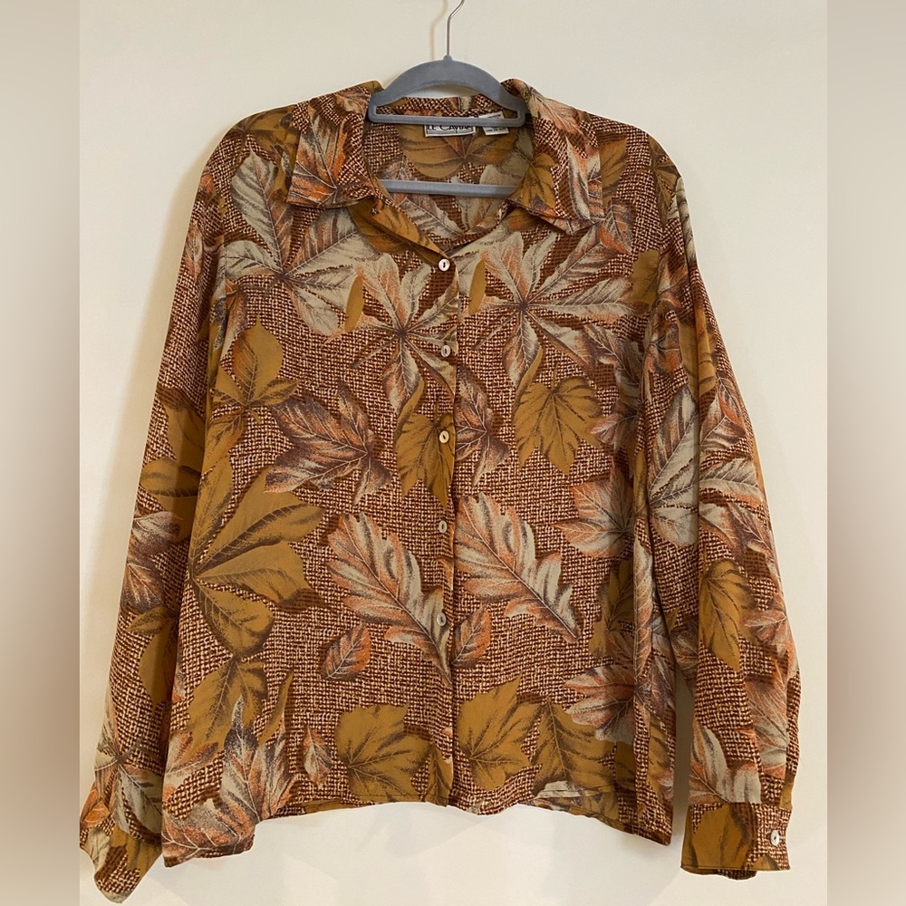 Vintage Leaf Patterned Button Up - image 2